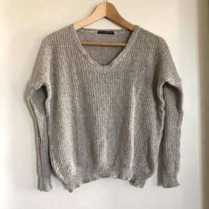 Brandy Melville sweater